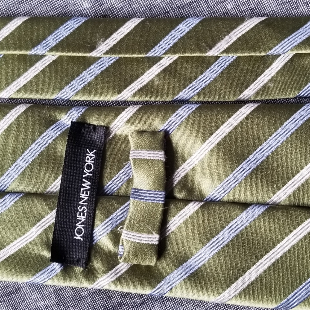 Jones New York necktie